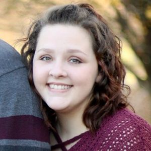 Meet your Posher, Becca